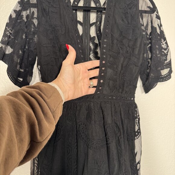 Black Lace Short-Sleeve Romper With Sheer Details & Intricate Embroidery Polyest - Picture 2 of 6